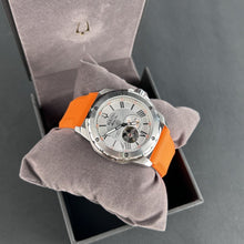 Load image into Gallery viewer, Bulova Marine Star 98A226
