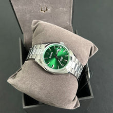 Load image into Gallery viewer, Bulova Surveyor 96B429
