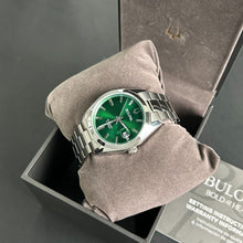 Load image into Gallery viewer, Bulova Surveyor 96B429
